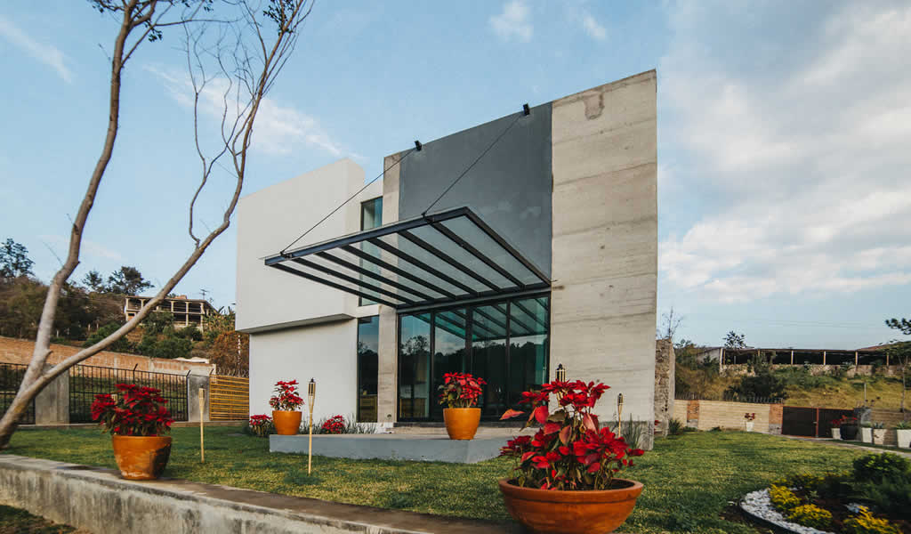 Casa Herradura / Zona Arquitectura Más Ingeniería