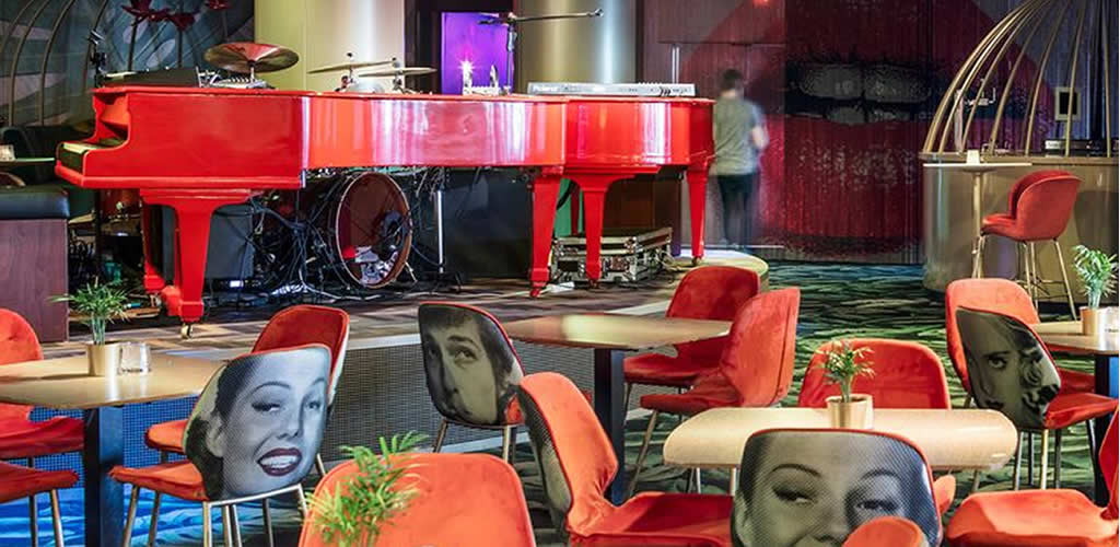 Crazy Pianos Club, un restaurante en La Haya