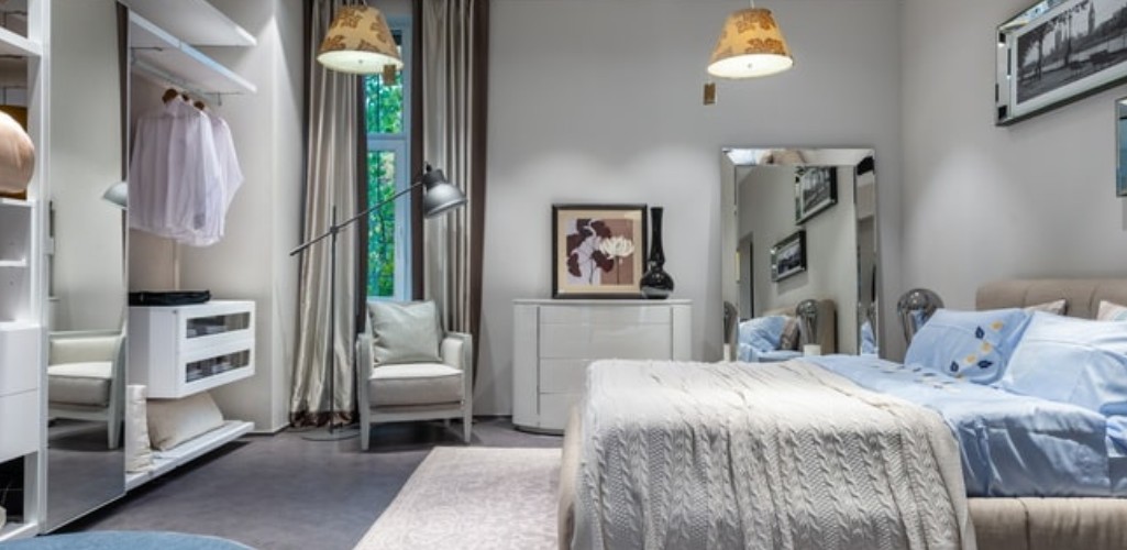 Descubre las últimas tendencias en decoración de dormitorios de matrimonio para un ambiente relajado y personalizado