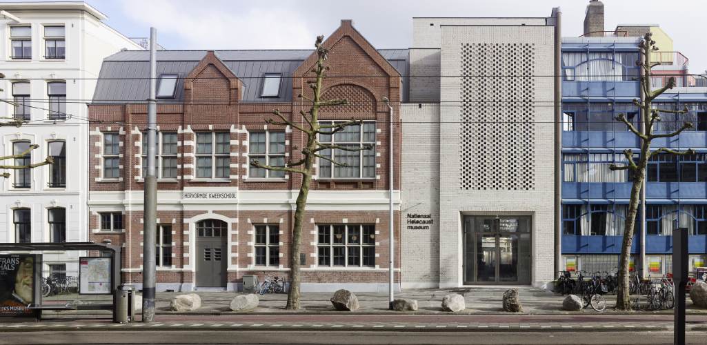 El Museo Nacional del Holocausto de Ámsterdam: Un monumento a la memoria y la esperanza
